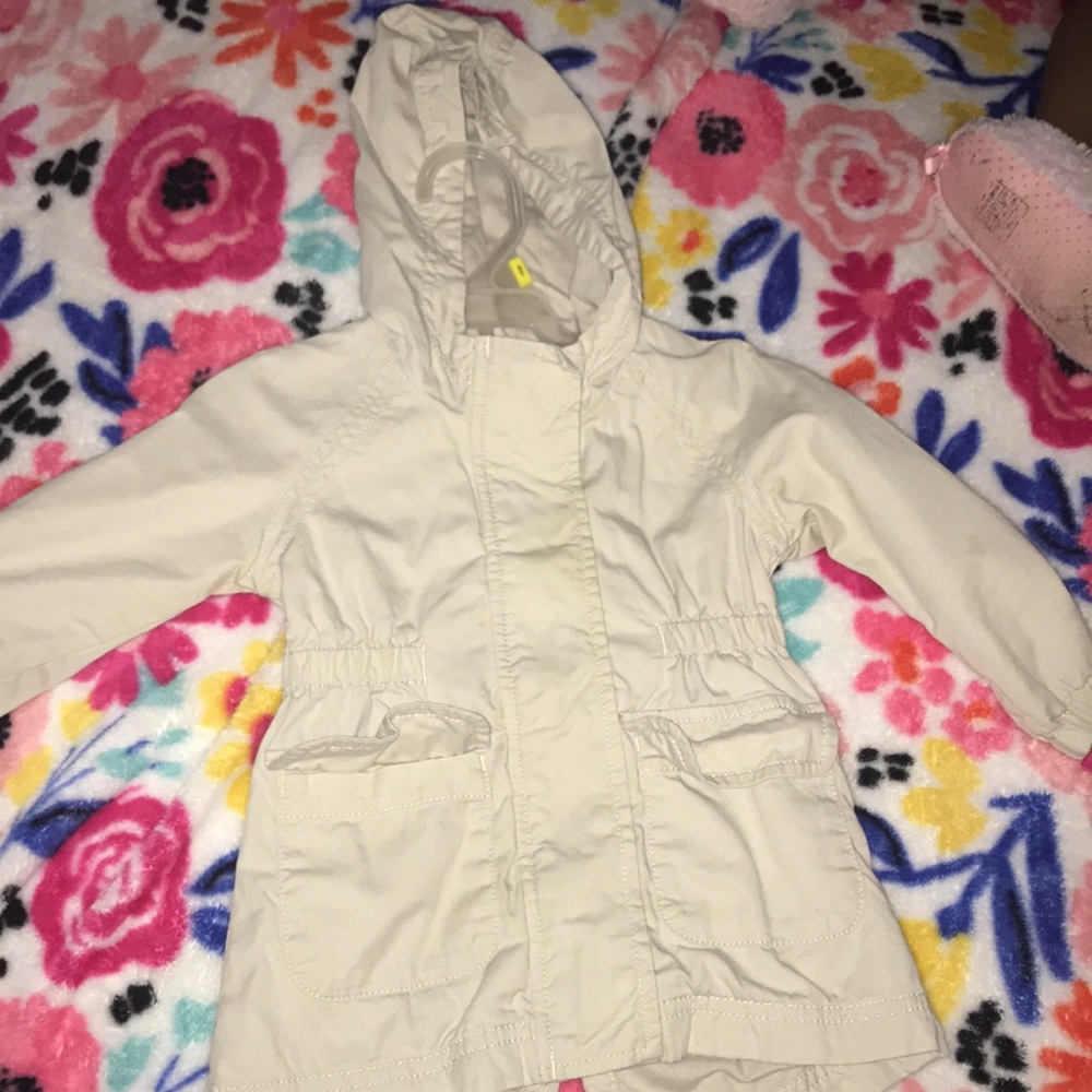 Old navy toddler jacket 18-24 months (Like New)